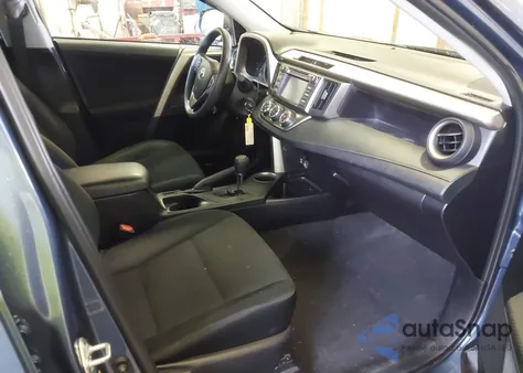 2014 Toyota Rav4 Le z USA, uszkodzony, nr VIN 2T3BFREV2EW205483